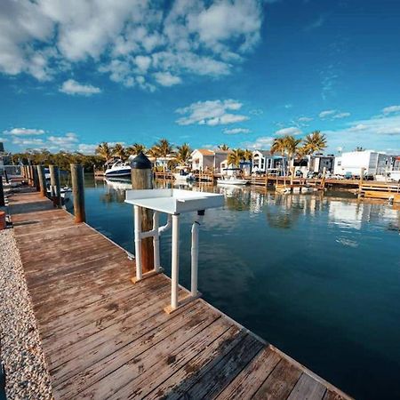 Waterfront Studio 2, Couples Oasis, Kayaks, Pool Jewfish Exterior photo