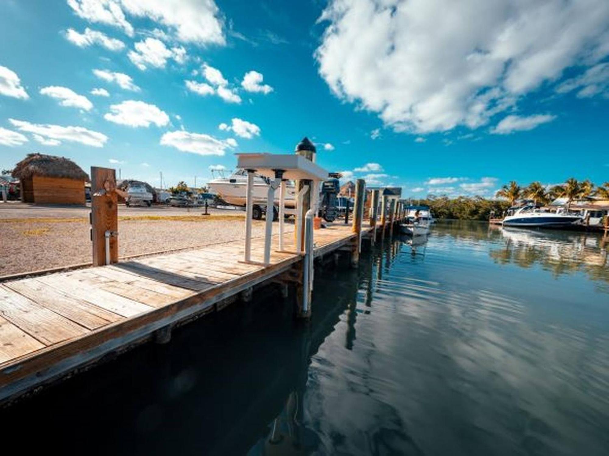 Waterfront Studio 2, Couples Oasis, Kayaks, Pool Jewfish Exterior photo